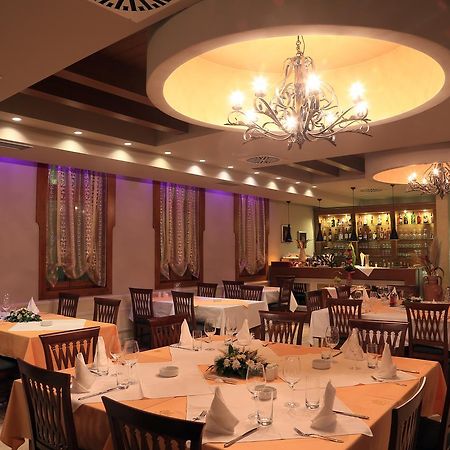 Hotel Village Stari Banovci Extérieur photo