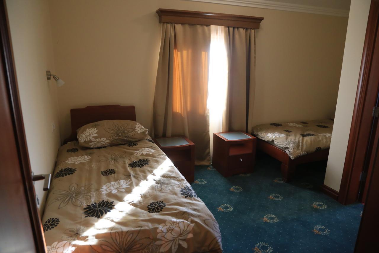 Hotel Village Stari Banovci Extérieur photo